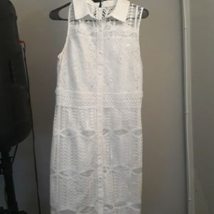 Lace dress with design